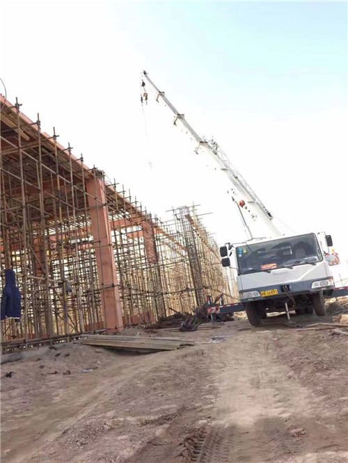 潮安区25 吨、50 吨吊车怎么选？多大重量 / 半径适合对应车型？